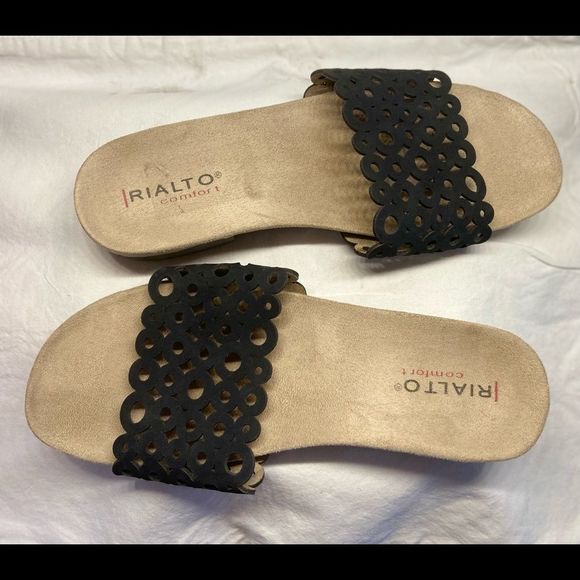 RIALTO SLIP ON SANDALS - Picture 5 of 5